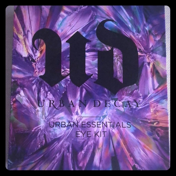 Urban Decay Other - Urban decay essentials eye kit